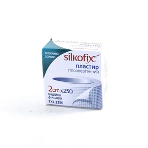 Пластырь SILKOFIX на тканевой основе 2см*250см